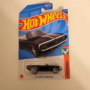 Hotwheels 69 Camaro convertible black white unopened